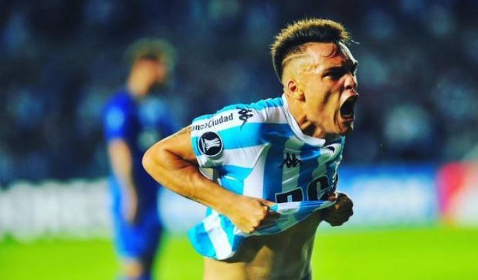 Lautaro Martinez è un nuovo giocatore dell'Inter. Contratto di 5 anni