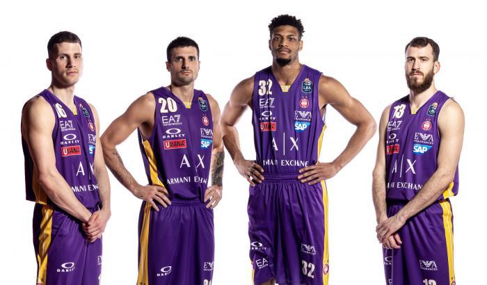 L'Olimpia Milano omaggia Bryant: vestirà il giallo-viola dei Lakers