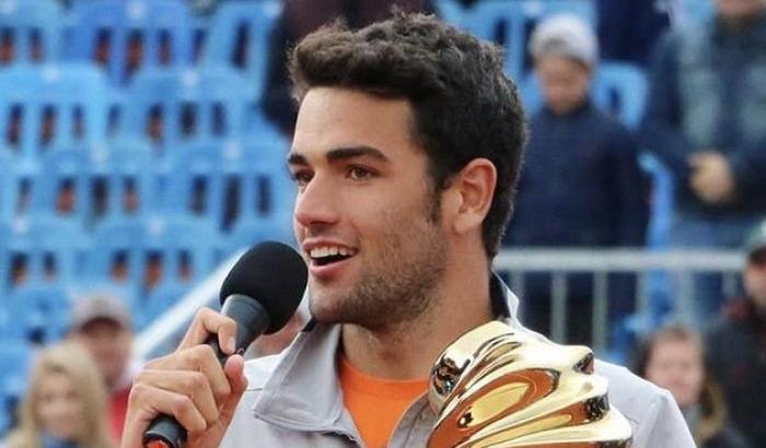 Matteo Berrettini: "Io sono per giocare, ma ora è fondamentale fermare il virus"