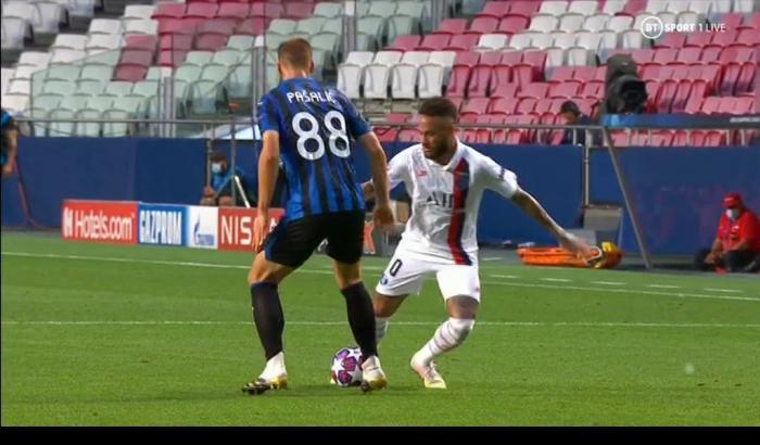 Atalanta-Paris Saint Germain 1-2, l'Atalanta sfiora il sogno, il PSG la beffa nel recupero