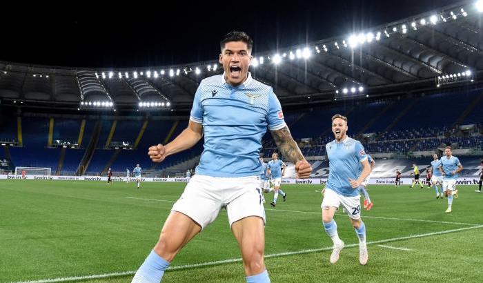 Disfatta Milan all’Olimpico: a trionfare è la Lazio con un super 3-0. Ora è bagarre Champions