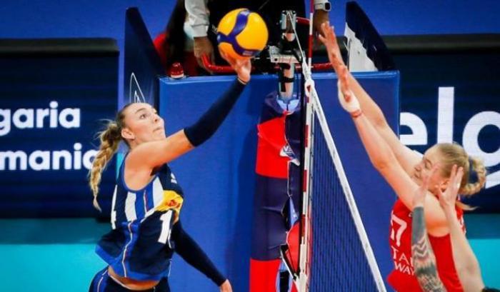 L’Italvolley femminile vola in semifinale agli Europei: la Russia schiantata per 3-0