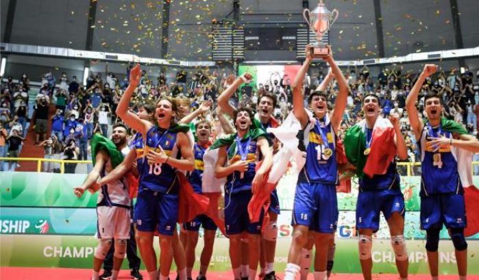 Apoteosi azzurra nella pallavolo: l'under 21 maschile è campione del mondo