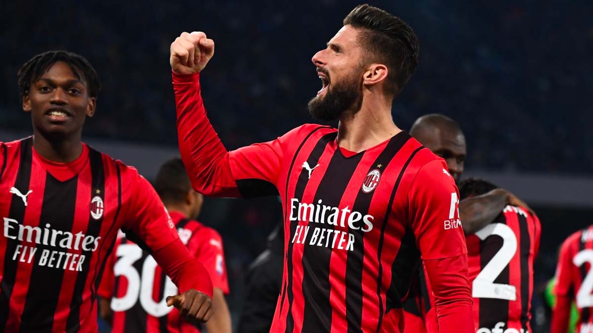 Il Milan vince al Maradona: gol di Giroud e rossoneri in testa alla classifica